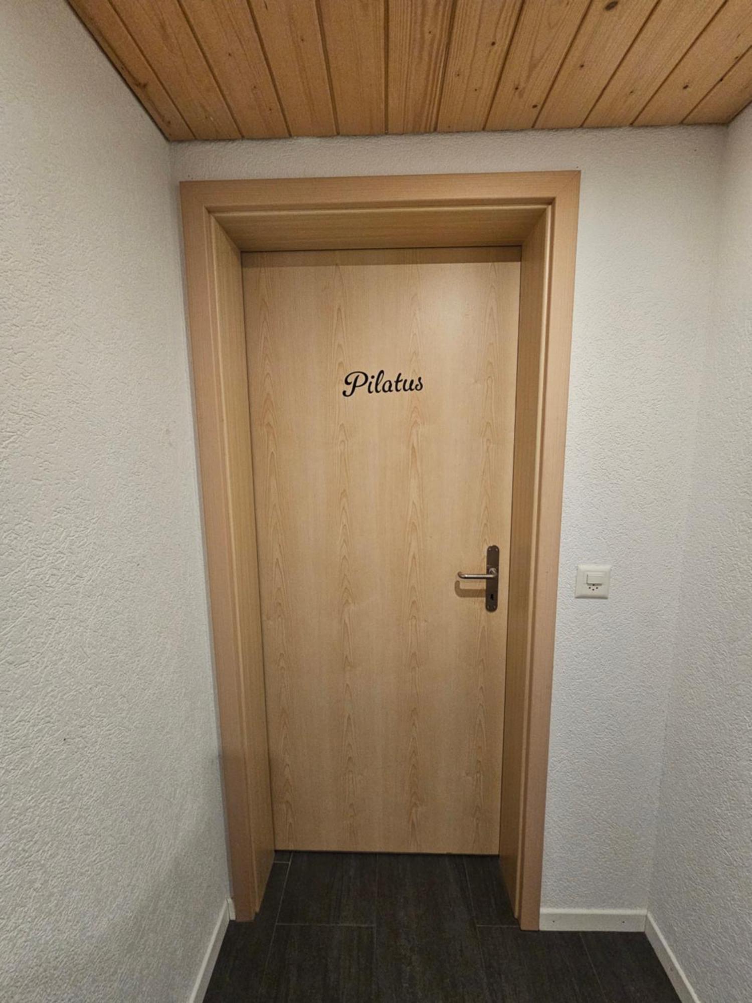 Ferienwohnung Gassmeshus Menznau Exterior foto